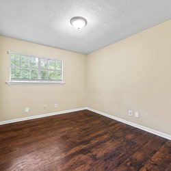 wooded bedroom  at the Oakley apartment homes in Tuscaloosa, AL