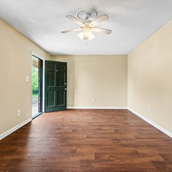 wood floor ilving room at the Oakley apartment homes in Tuscaloosa, AL